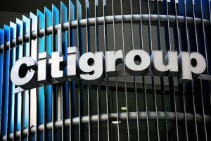 Earns Citigroup